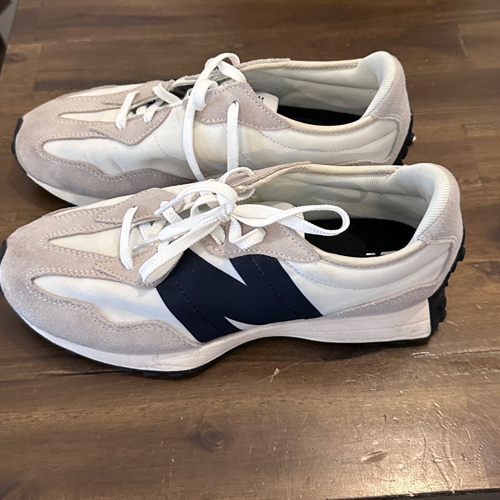 New Balance 327 Women’s